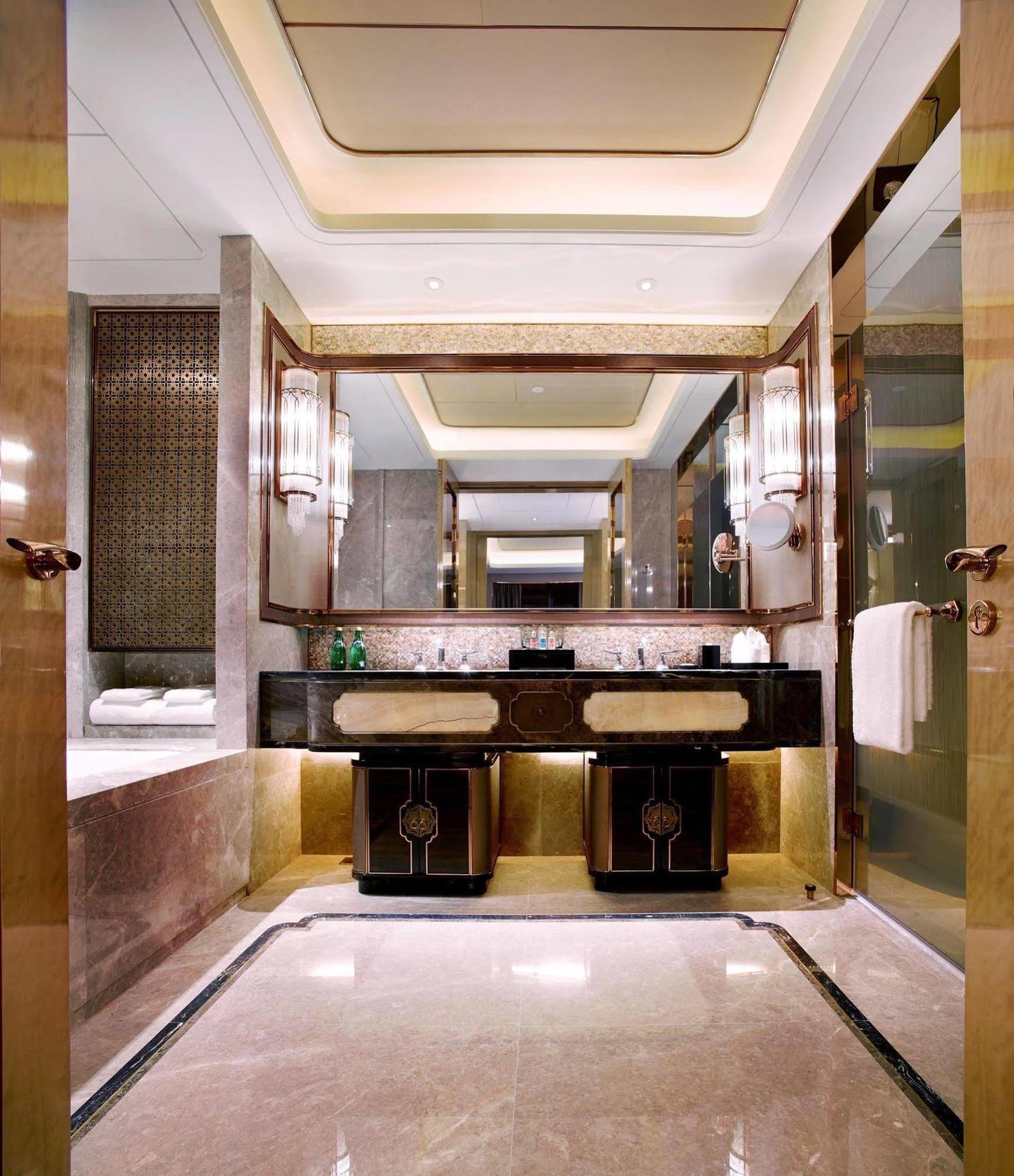 Hotel Wanda Vista Hohhot Esterno foto